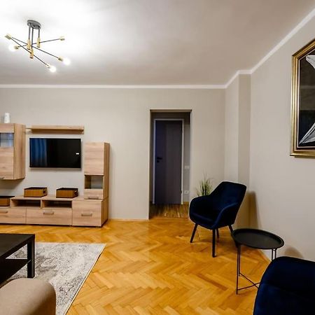 Smiling Heaven Apartment Bucharest Exterior photo